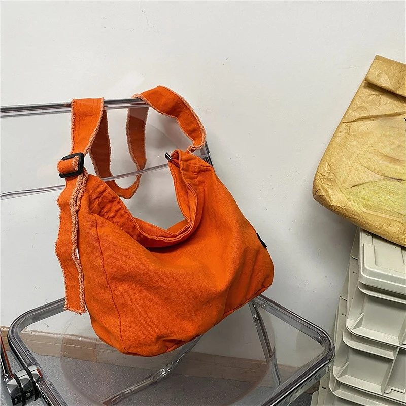 

Women Soft Washed Canvas Bags 2022 In Trend Brand Quilted Luxury Big Handbags Lady Shoulder Bucket Crossbody Bags Designer Brand