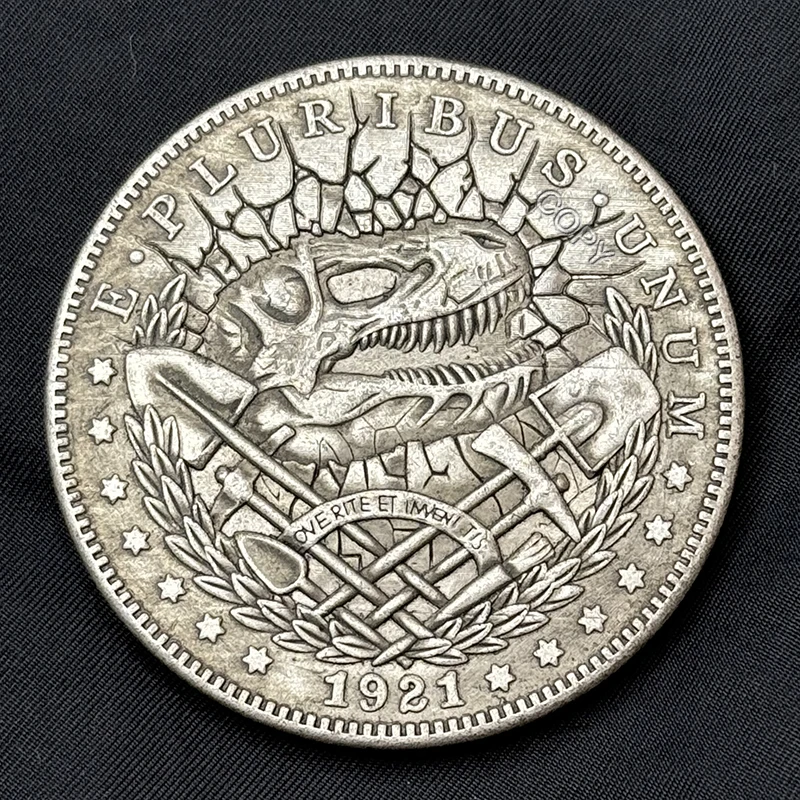 

Медная монета «Лопата динозавра» 1921 года