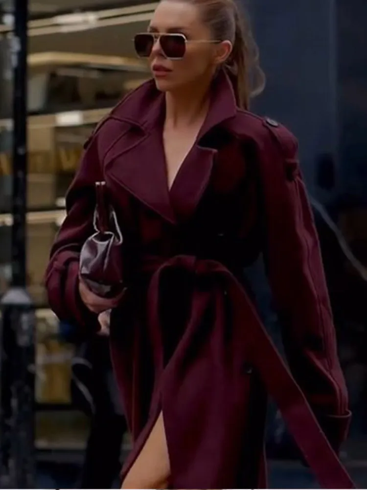 Женская шерстяная куртка на шнуровке однотонная двубортная длинная с отложным