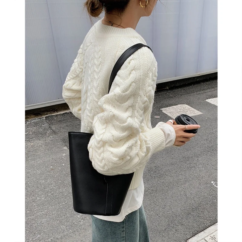 Рисунок 2 - Новый женский свитер с длинным