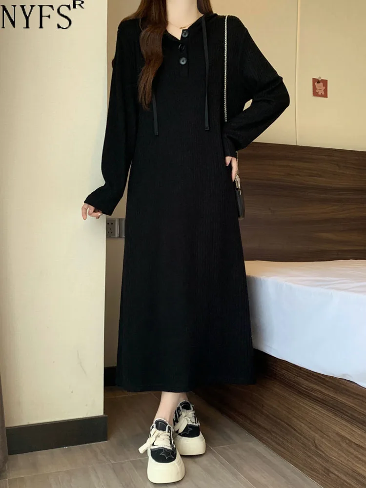 Женское трикотажное платье с капюшоном NYFS свободное в Вертикальную Полоску