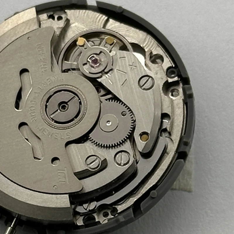 NH34 High-precision Movement Black GMT Datewheel Crown at Modification NH34A  Automatic Movement Mechanism 24 Hour Hand