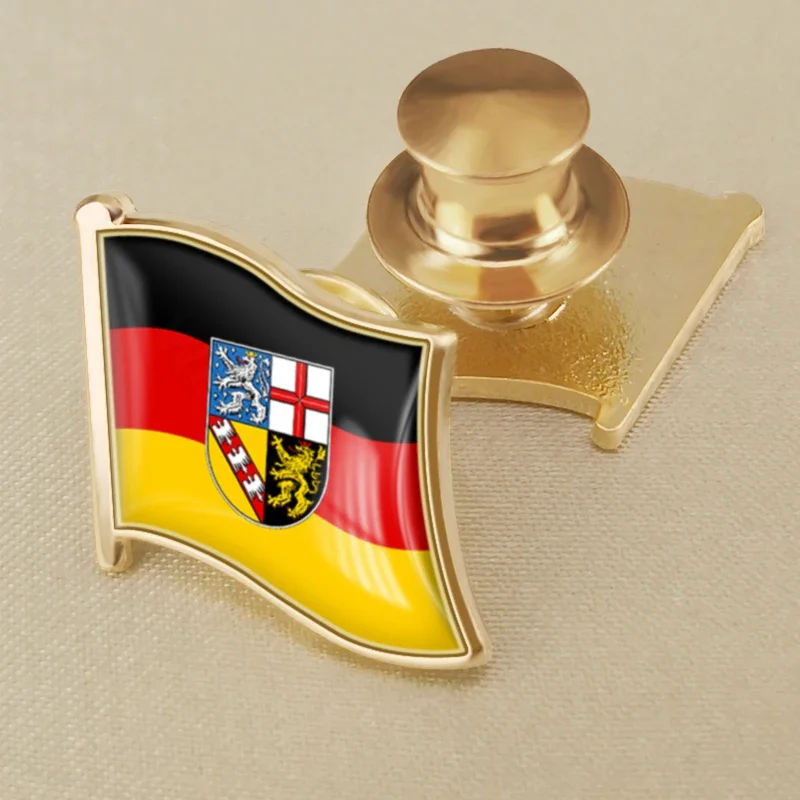 Фото درland of Germany Брошь с флагом Значки Нагрудные значки №1