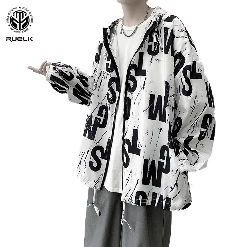 

Куртка мужская Солнцезащитная с длинным рукавом и капюшоном, модный пиджак с принтом алфавита в европейском и американском стиле, кожаная в...