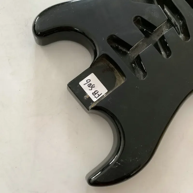 FB806 Black Color Stato Electric ST Гитарный корпус SSS Звукосниматели Тремоло Модель Правая рука