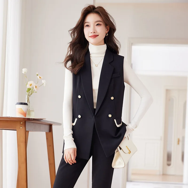 Женский костюм из двух предметов жилет и леггинсы в французском стиле осень