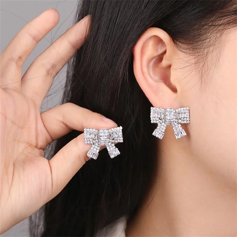 

2023 Fashion Shiny Zircon Women's Earrings Korean Style Temperament Bow Knot Flower Earrings Women's Wedding Jewelry Gift