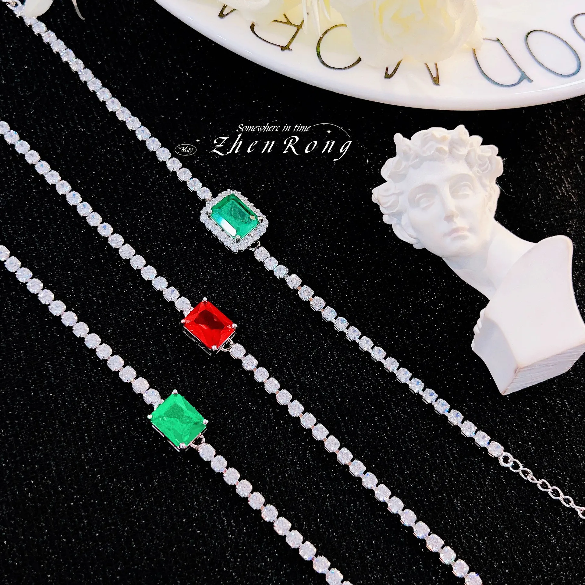 

Luxury Emerald Zircon Bracelets For Women Vintage Full Of Rhinestone Square Crystal Bracelet New Fashion Wedding Jewelry Gifts