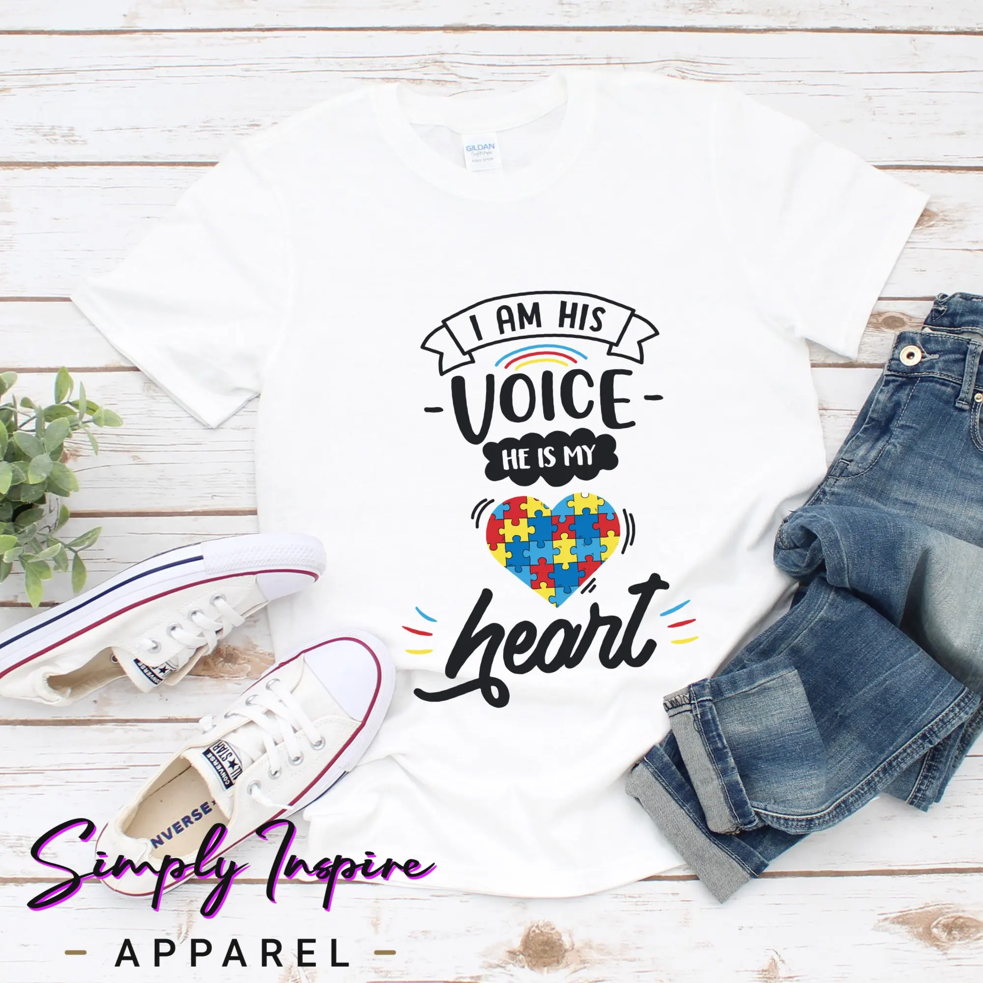 Футболка Автостическая мама Осведомленность об аутизме Я его голос Он мое сердце