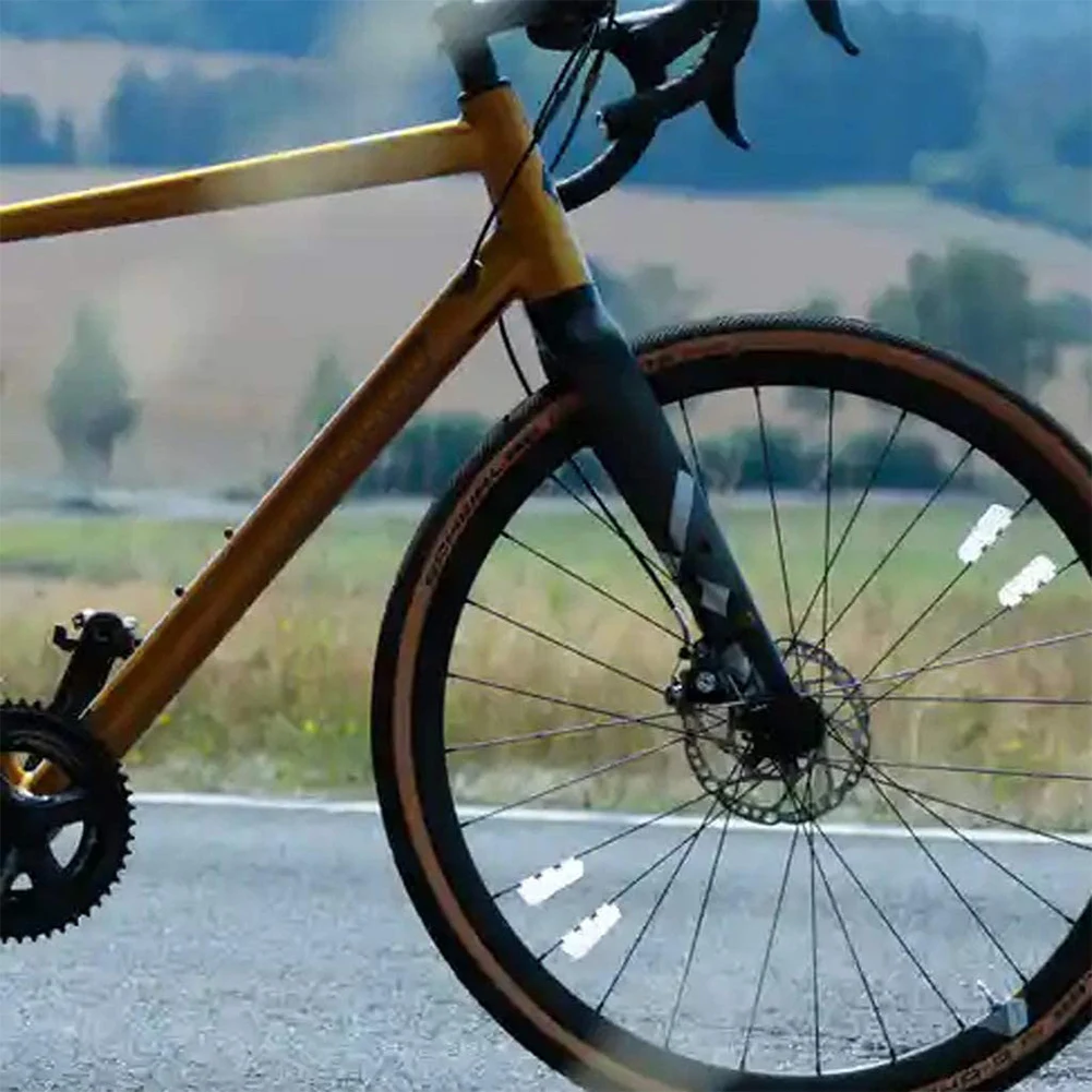 

Светоотражатель для велосипеда, лампа с зажимом для крепления на спице