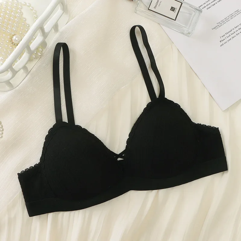 

Женский кружевной бюстгальтер с чашками пуш-ап и треугольными чашками