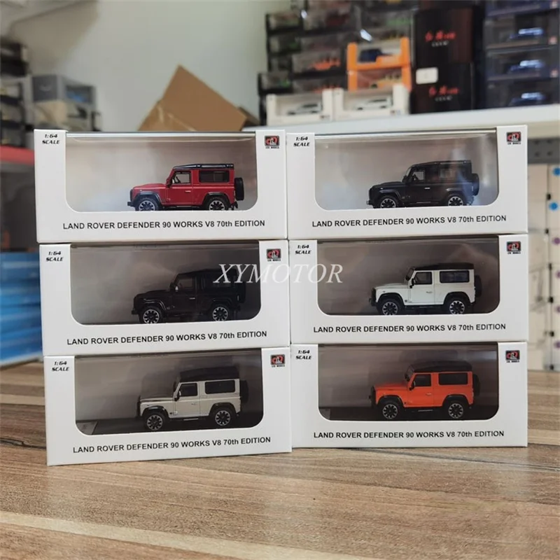 

LCD 1/64 For Land Rover Defender 90 Works V8 70th Anniversary Diecast Model Car Toys Hobby Display Collection Ornaments