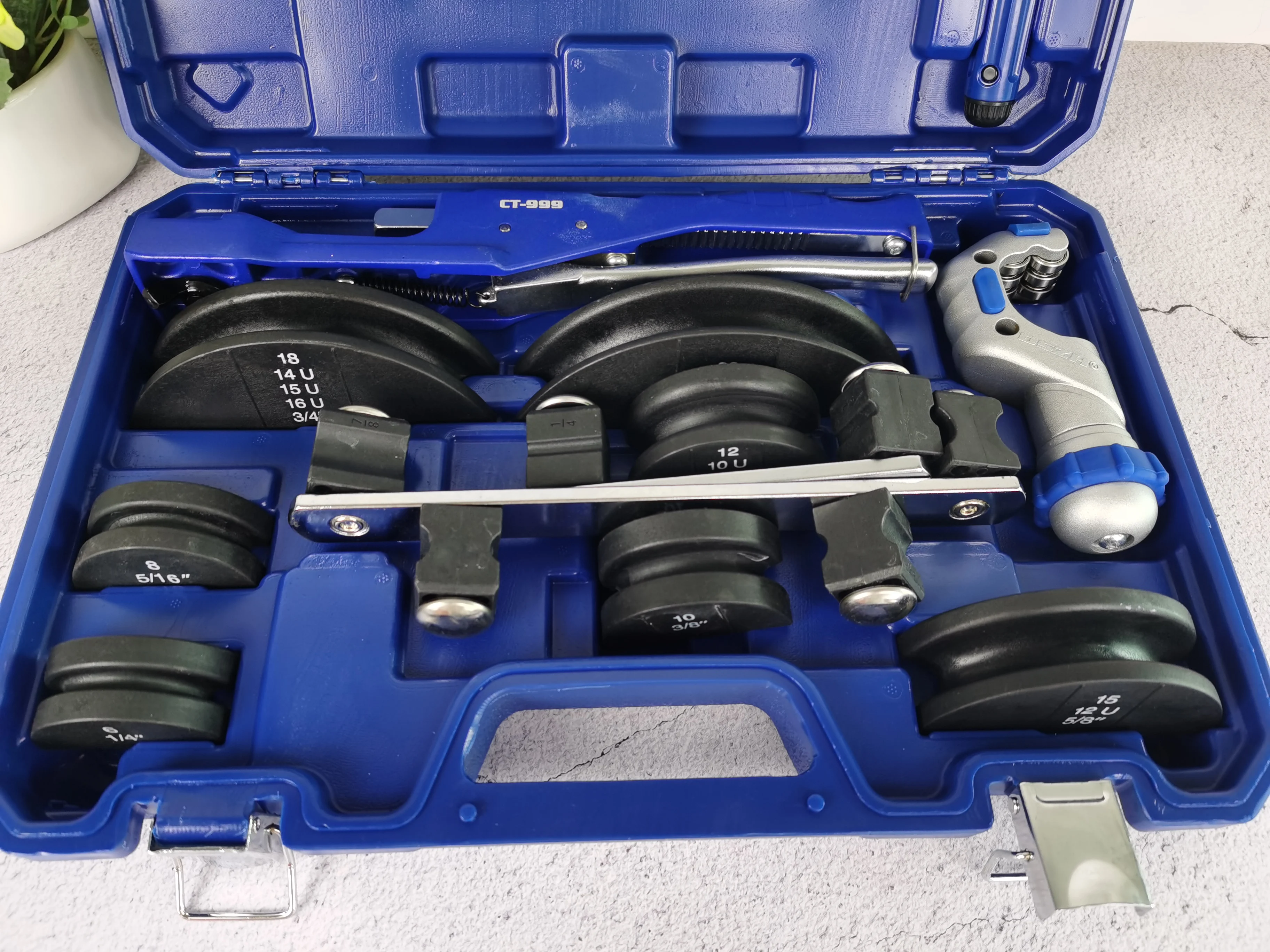 Трубогиб HVAC Ручной трубогиб и резак для медных труб CT-999 Диапазон диапазона 6-22 мм