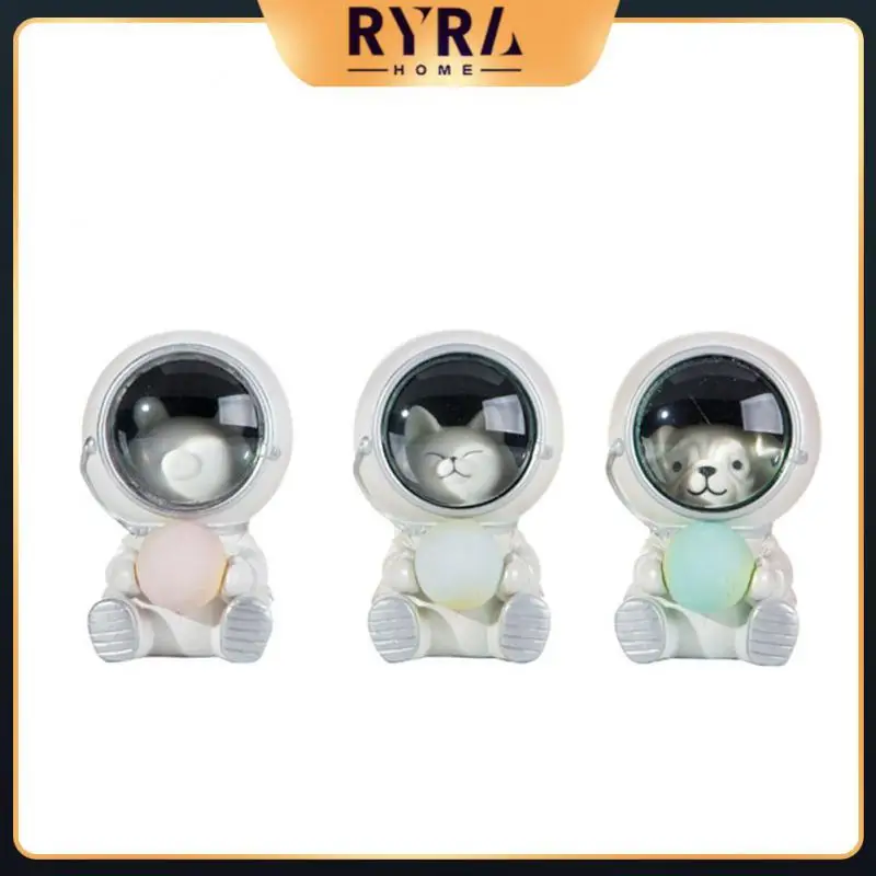 

Creative Night Light Cute Galaxy Guardian Pet Astronaut Night Light Personality Bedroom Decoration Lights Star Light Kids Toys