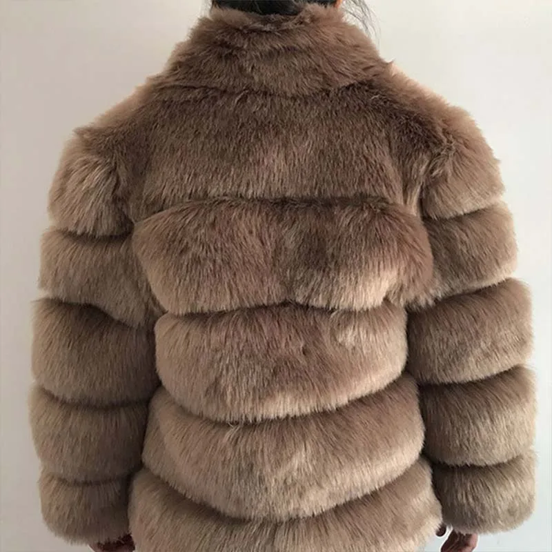 2022 Winter Faux Fur Women's Coat Fashion Streetwear Teddy Coat Jacket Thicken Warm Faux Fur Outerwear Female Fur Fluffy Jackets