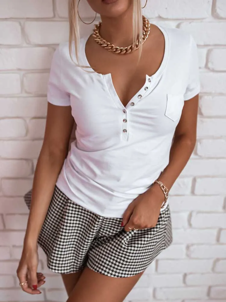 Футболка женская летняя однотонная на пуговицах с V-образным вырезом и коротким