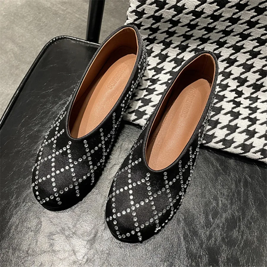 Женские атласные туфли-балетки дизайнерские черные лоферы на плоской подошве с