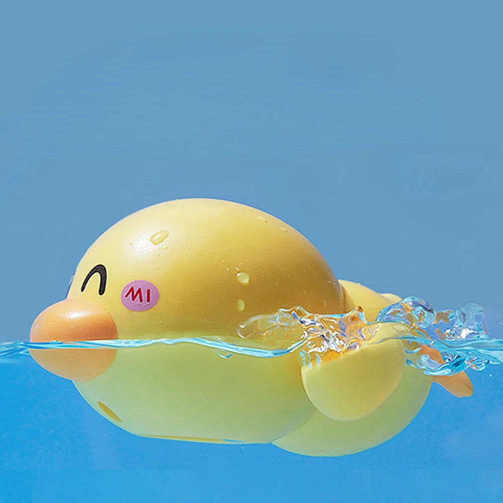 Baby Bath Toys for Children Baby Bath Swimming Clockwork Toy Cute Duck Wound-Up Bath Toy Beach Kids Water Toy for Kid Gifts