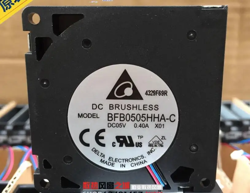 

Delta Electronics BFB0505HHA-C DC 5V 0.40A 3-Wire Server Cooling Fan