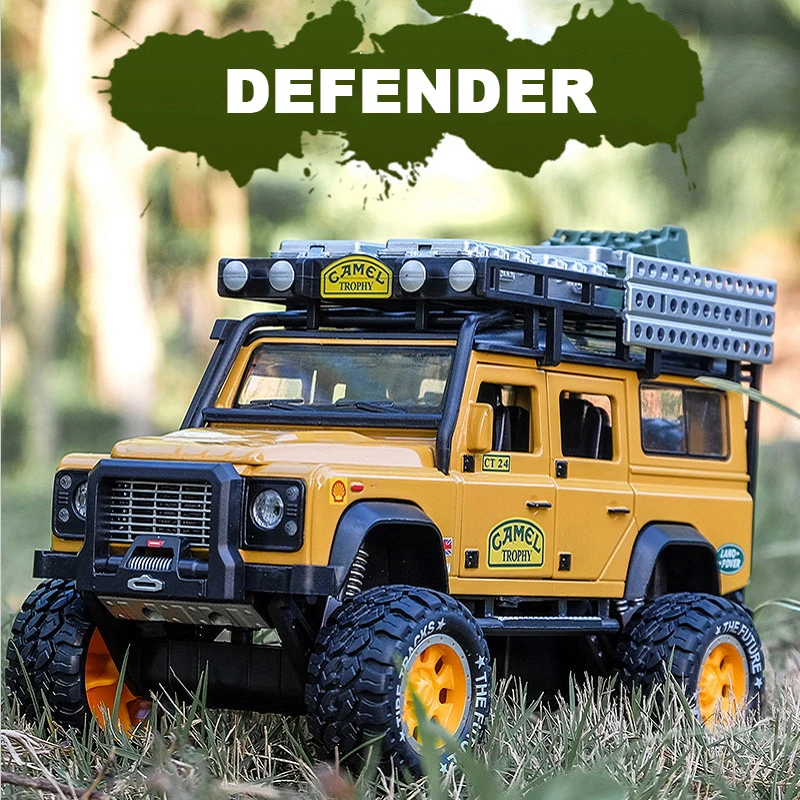 

1:28 Defender Camel Trophy Zinc Alloy Car Model Diecast Metal With Sound And Light SUV Off-road Pull Back Car Toys For Kids Gift