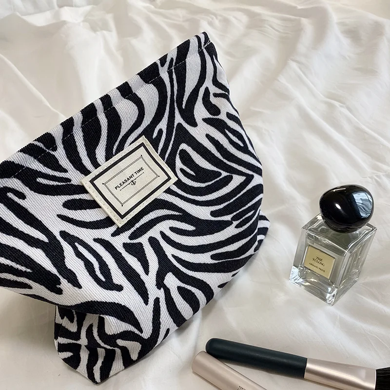 

Outdoor Girls Makeup Bag Women Cosmetic Organizer Waterproof Storage Female Make Up Cases Large Capacity New Косметичка Женская