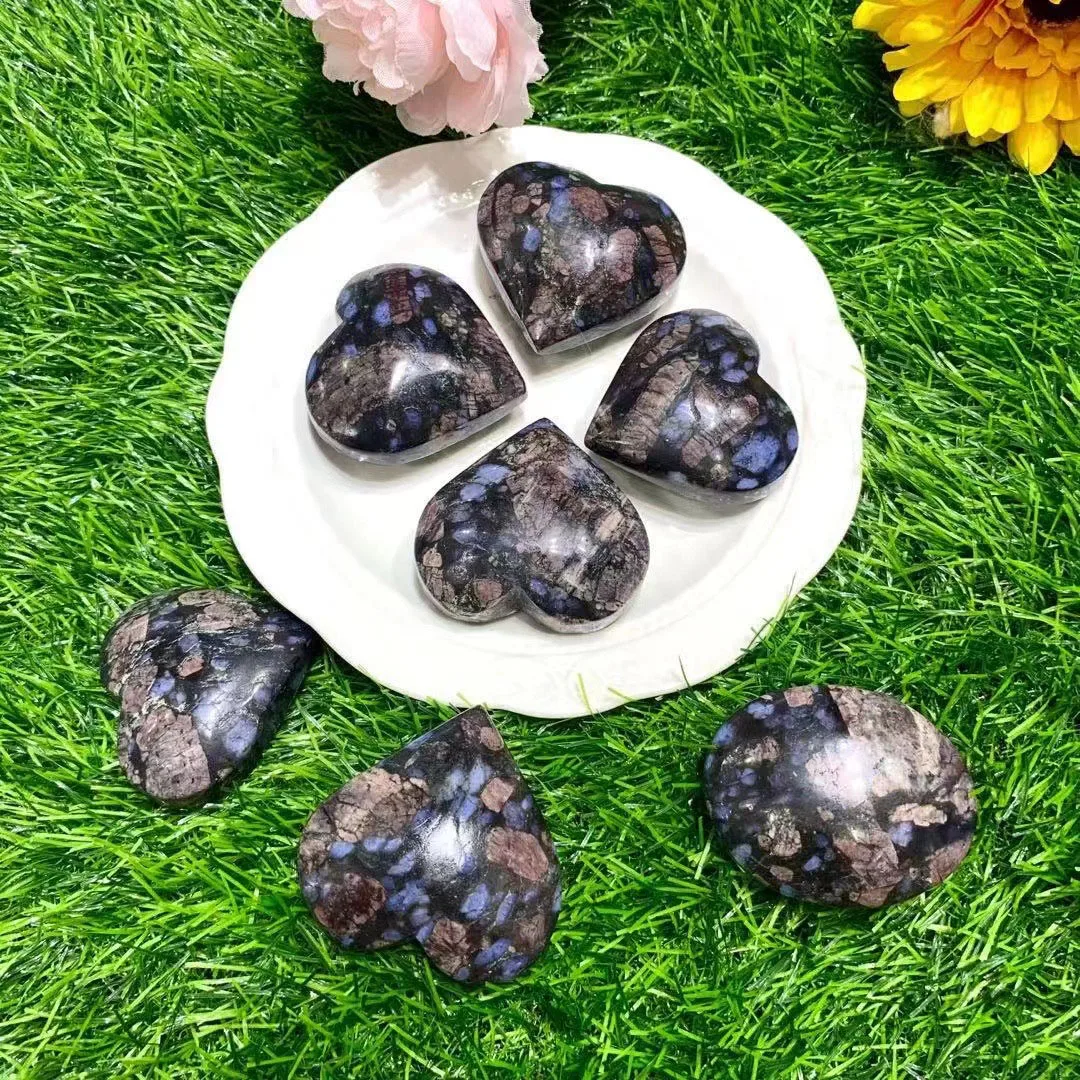 

1 Pcs Natural Quartz Love Shape Ornaments Mineral Collection Glaucophane Heart Energy Gem For Home Decoration