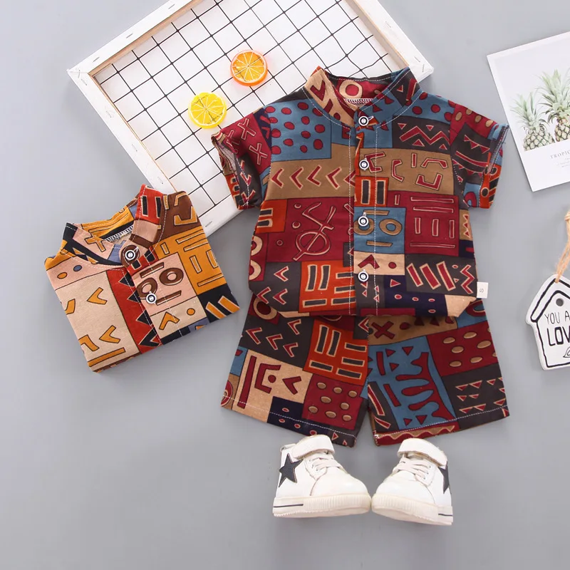 

Детская одежда 2022 стандартная летняя рубашка с воротником-стойкой для мальчиков в Корейском стиле детская одежда с коротким рукавом