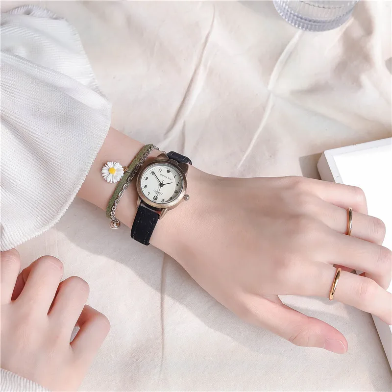 Cat Vintage Case Design Fashion Women Watches Simple Leather Wristwatches For Girls Retro Female Quartz Clock Gifts W9945 enlarge