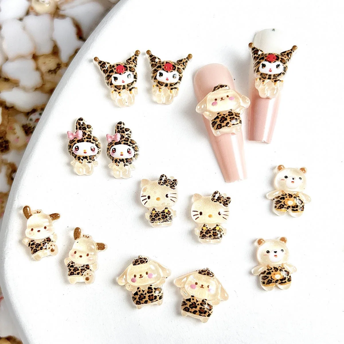 Мини-смолы Sanrio, 30 шт., леопардовый принт сумочка на молнии кросс боди леопардовый принт серая плюш 30х20 12 38092 202411 b29