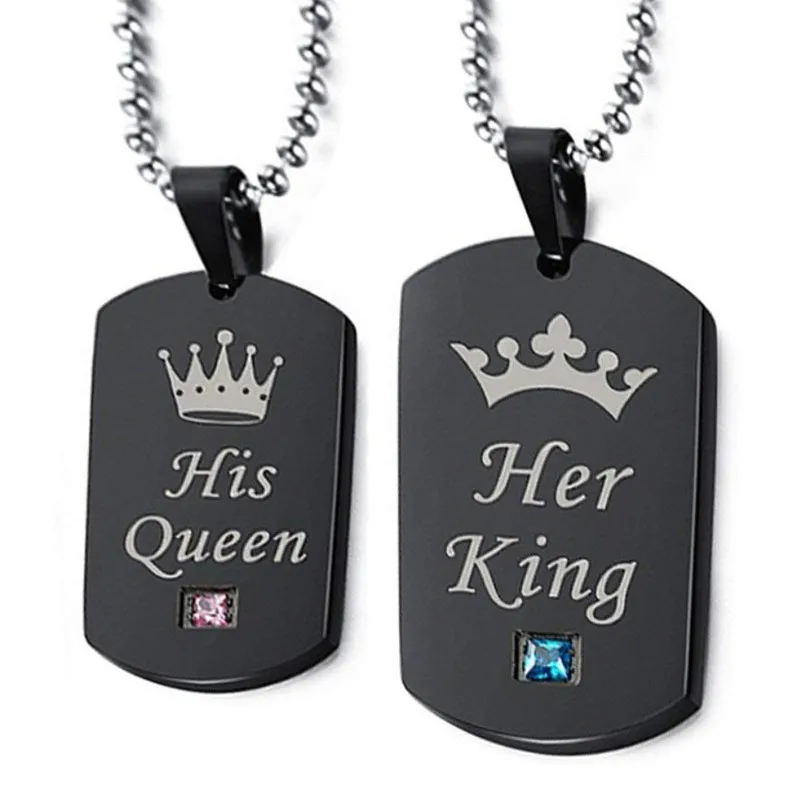

His Queen Her King Engraved Lettering Dog Tag Pendant Necklaces for Couple Lovers 2PCS Women Men Necklace Set (A)