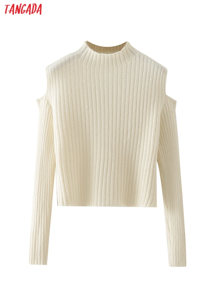 

Женский трикотажный свитер-водолазка с открытыми плечами