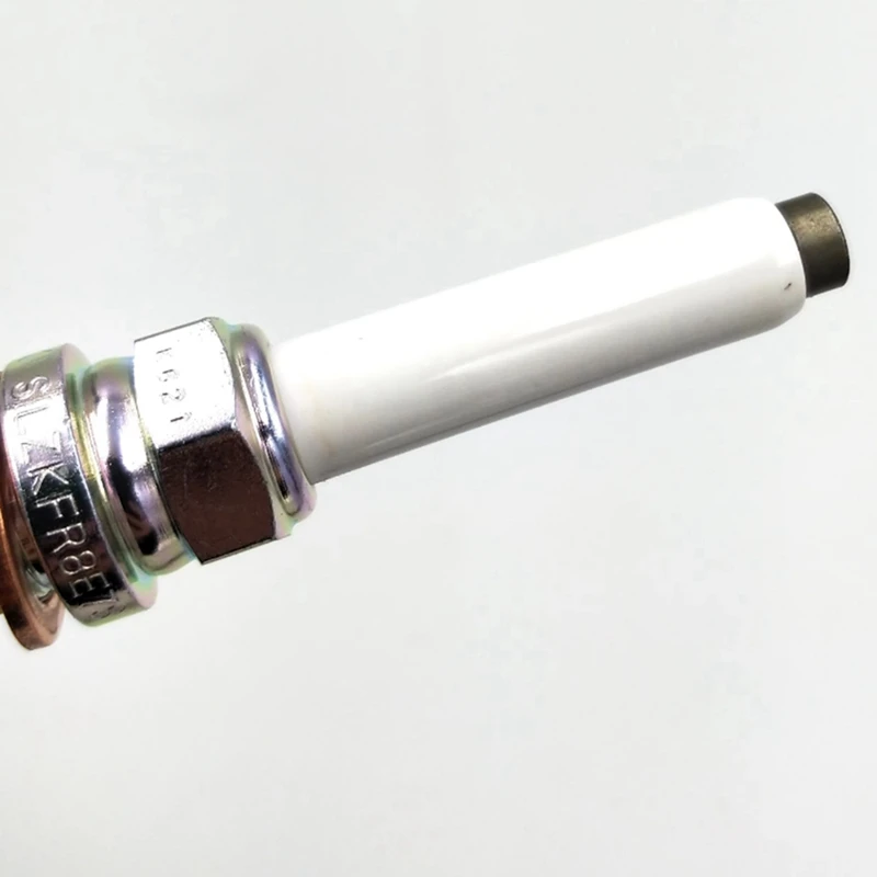 Свеча зажигания A0041597903 SILZKFR8E7S для Mercedes-Benz A-CLASS W176 W177 V177 A160 A180 A200 A220 A250 A260 A45 2012-