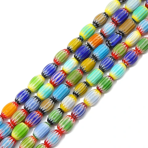 Цветные стеклянные бусины в форме цветка