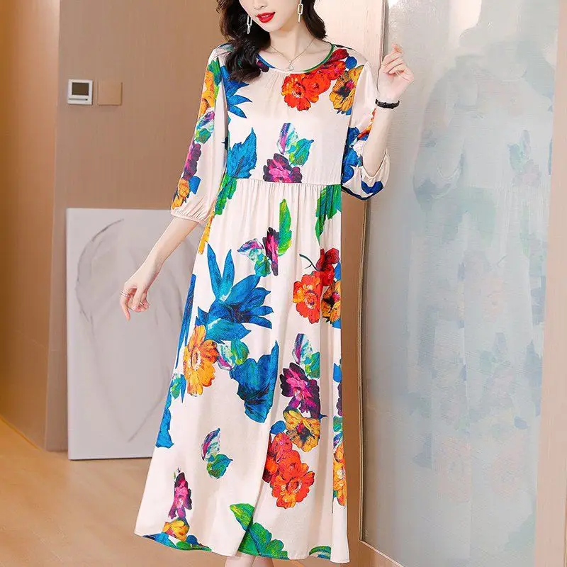 

Real Silk Satin Print Dress Female 2022 Spring And Summer New Mulberry Silk Loose Age Reduction V Neck Half Sleeve Long Skirt