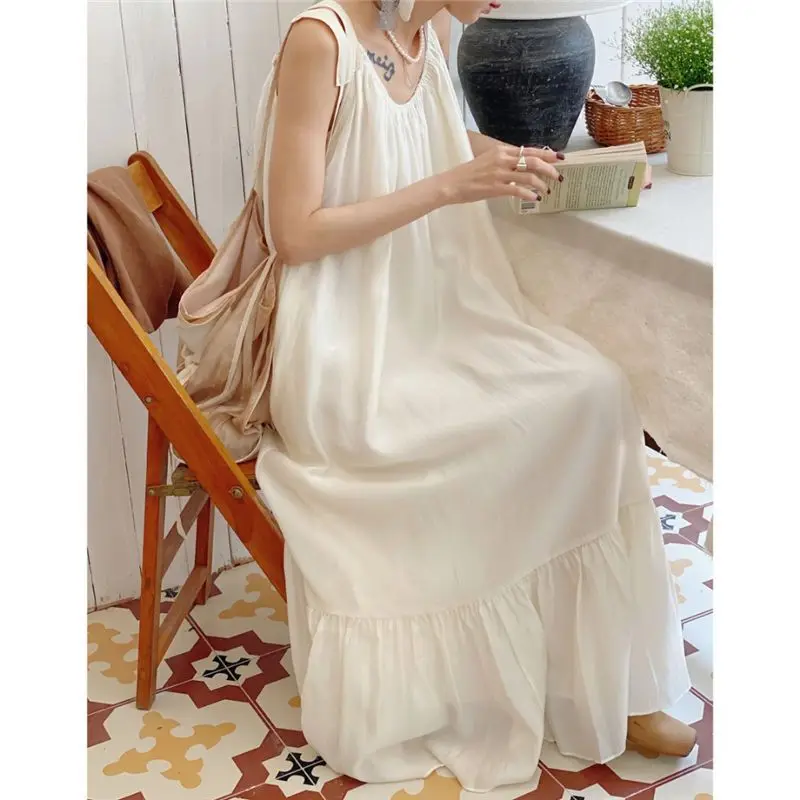 

Korean Fashion Causal Summer Dress for Women Sexy Strap Sleeveless Dress Elegant Lace-Up Backless Pleated Dresses Beach Holiday