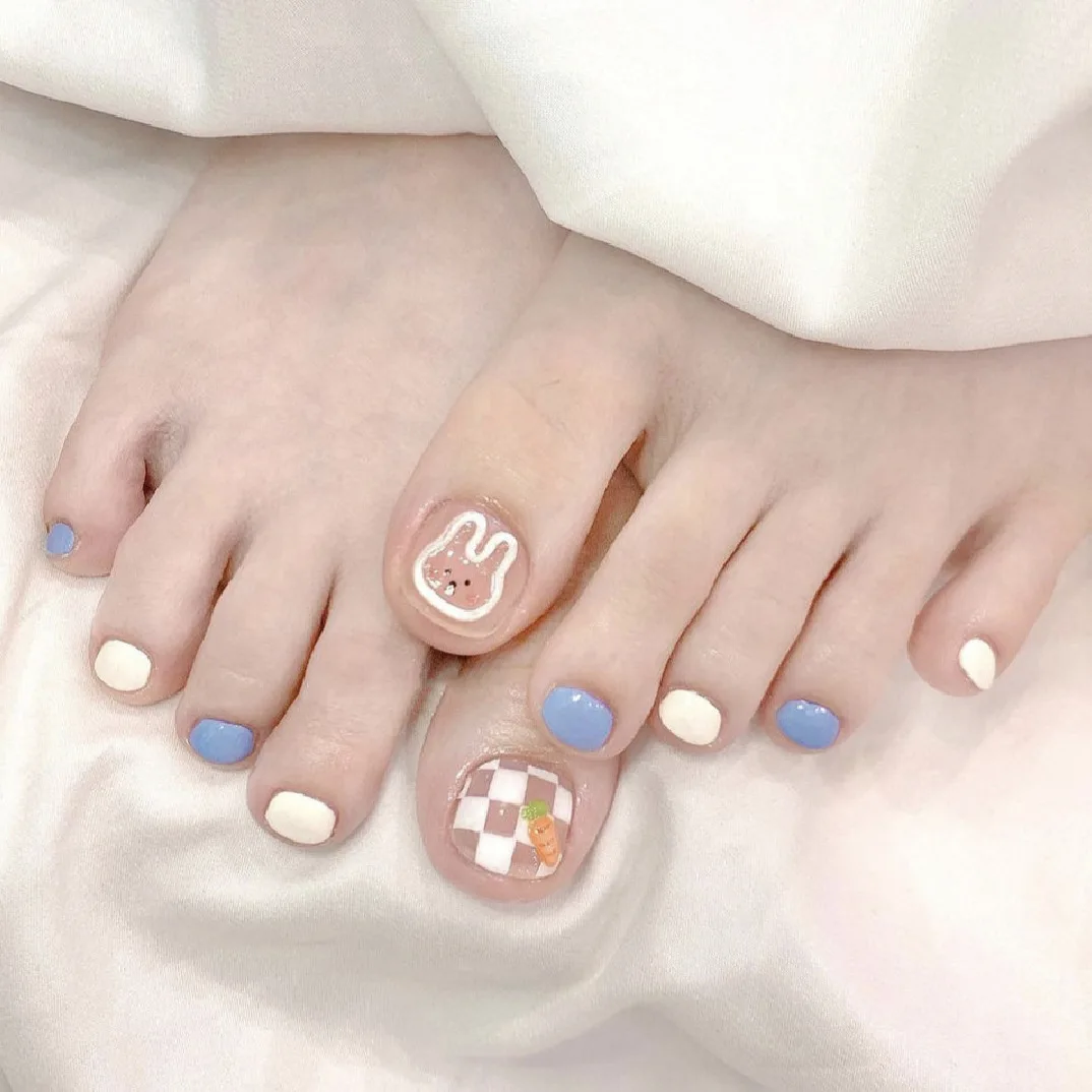 Симпатичные накладные ногти с ручной росписью кролика моркови синего и белого