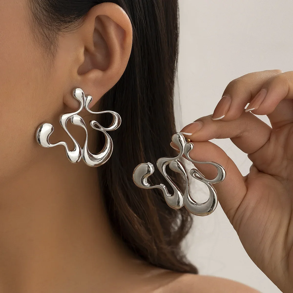 Винтажные женские серьги-гвоздики креативные геометрические полые золотые