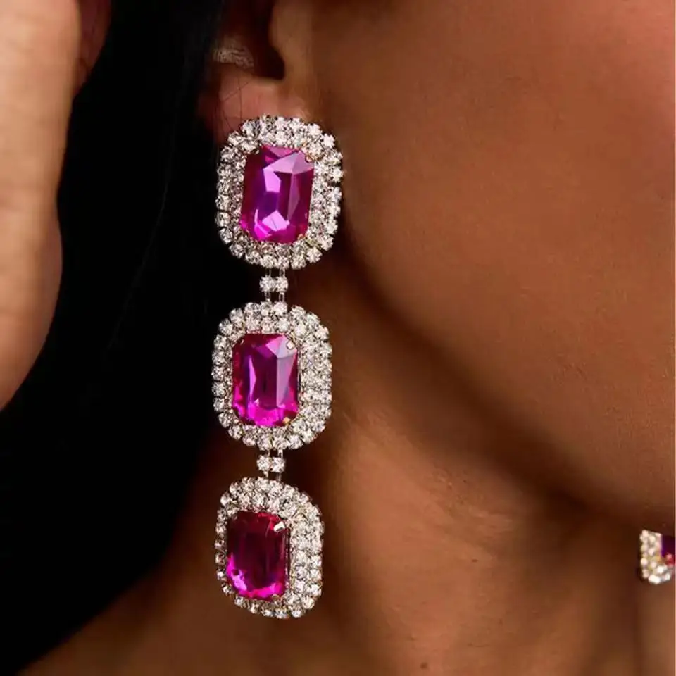 

Simple Personality Crystal Pink Square Drop Earrings Fashion Rhinestone Long Dangle Stud Earrings Wedding Jewelry Accessories
