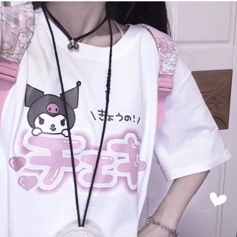 

Футболка Sanrio Kuromi для пар, Милый хлопковый топ с коротким рукавом в стиле аниме для мужчин и женщин, Студенческая свободная Корейская версия в стиле Харадзюку, на лето
