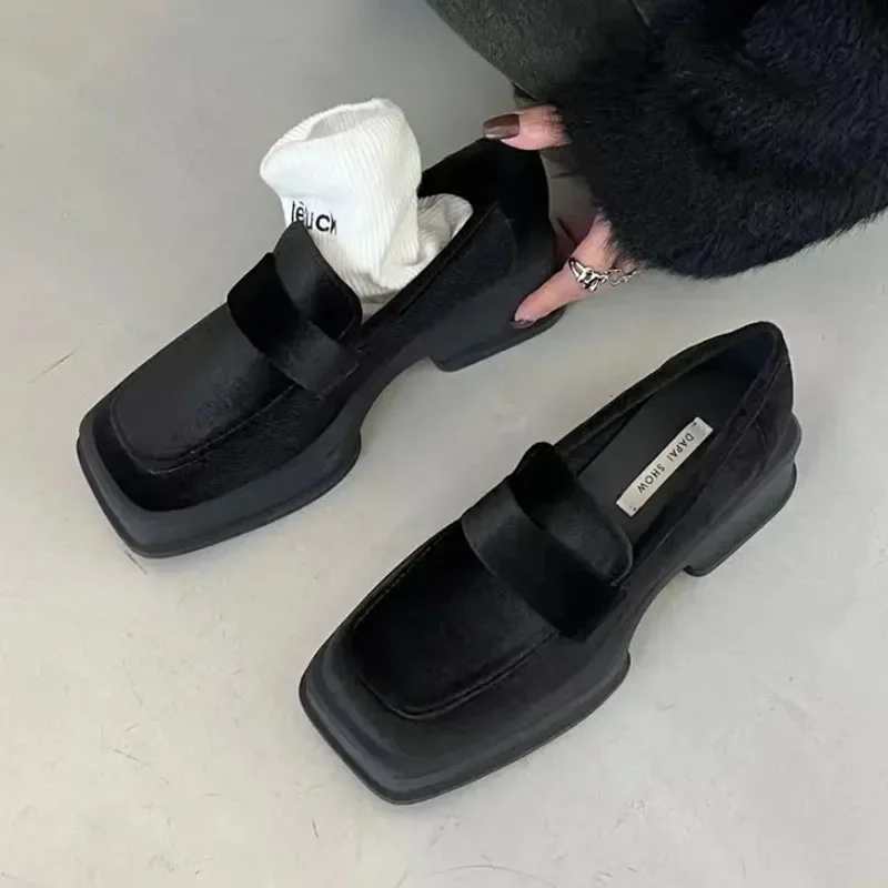 Туфли женские замшевые на платформе