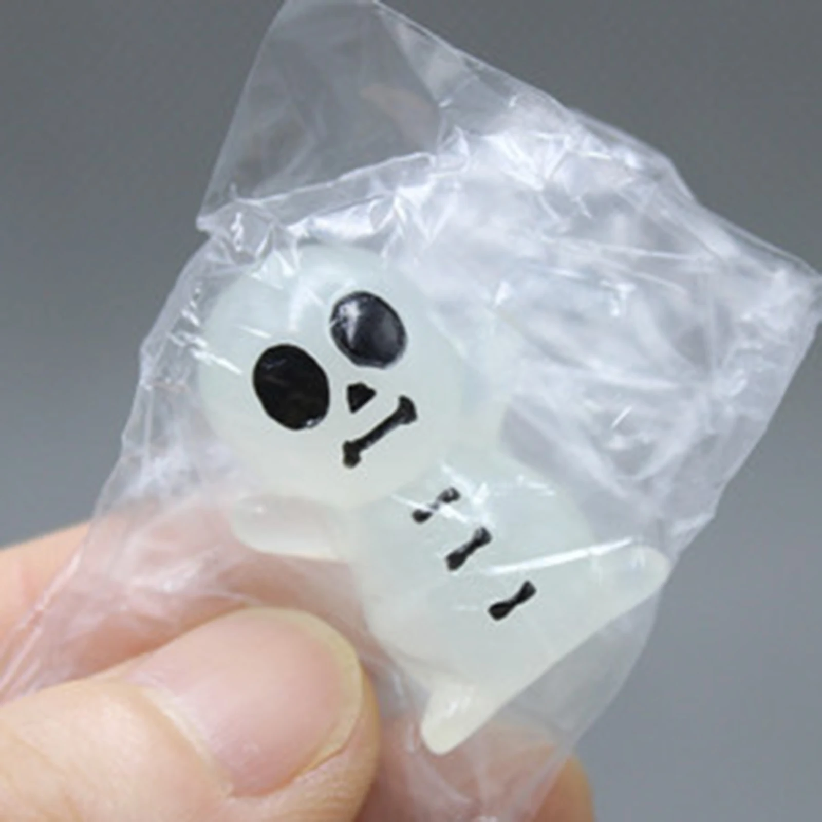 

1 Resin Ornament Halloween Decoration Cake Decoration Etc Halloween Decoration Luminous Resin Ornament Durable