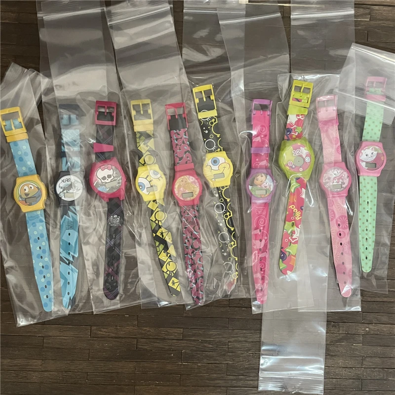 

Original Animation Cartoon Hellokittay Minionas Princess 8pcs Doll Figure Wrist Watch Toy Ornaments Accessories Children Present