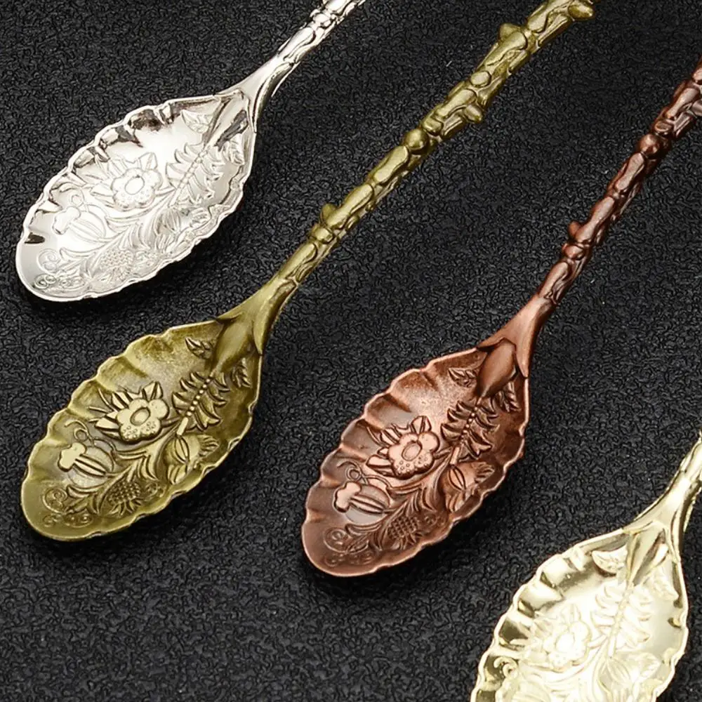 Набор кофейный метал резной винтажный. Stainless steel ложки винтаж. Ложка для фруктов. Ложка из металла. Винтажная серебряная ложка.