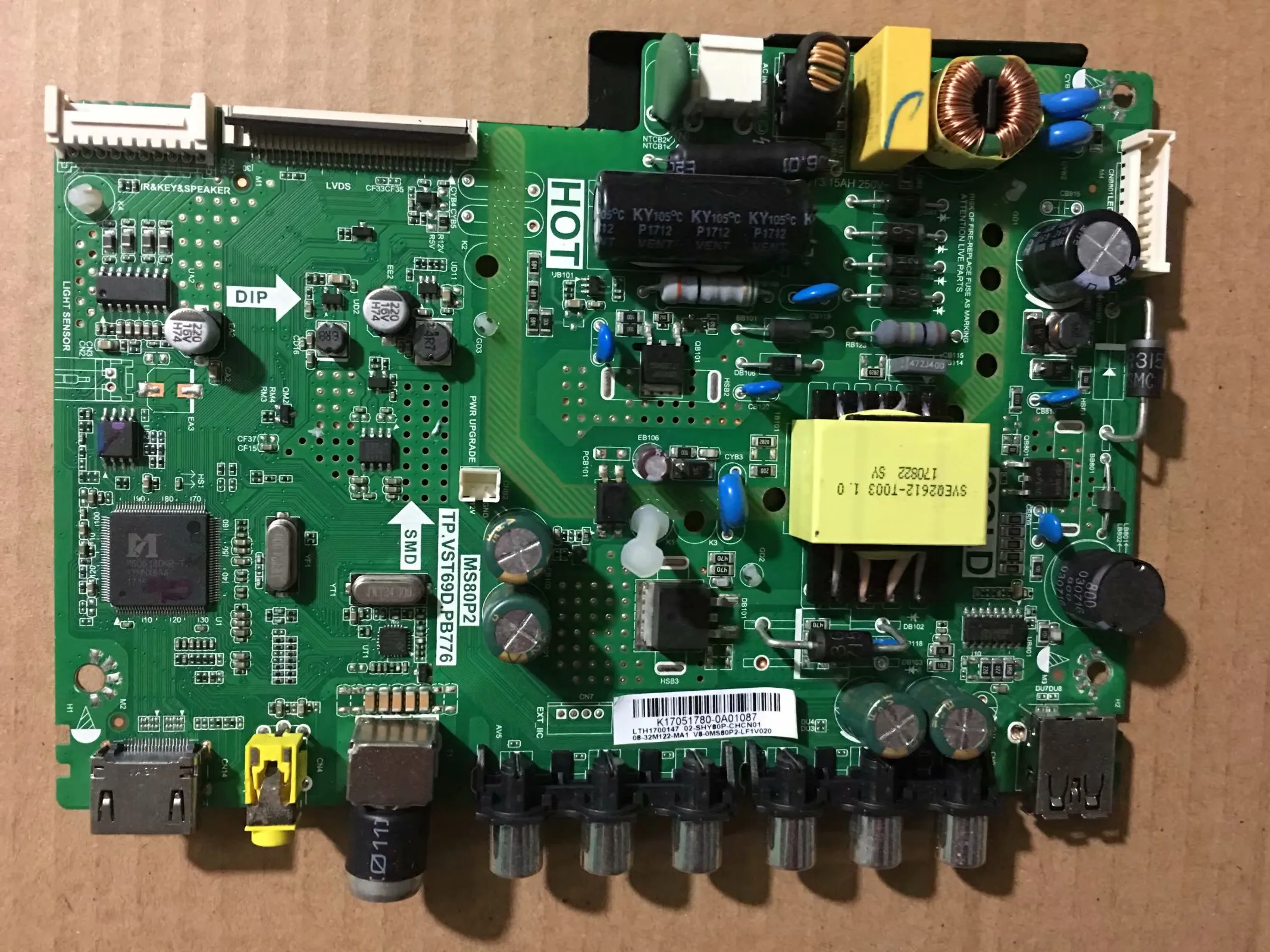 Y32G01 TP.VST69D.PB776 LVW320CS0T E332 V1