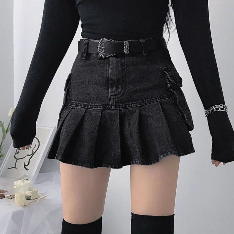 

Goth Y2K High Waist Jean Skirts E-girl Aesthetics Black Denim Pleated Skirts with Big Pockets Grunge Punk Outfits A-line Skirt