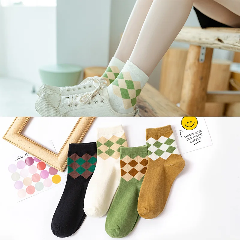 

Socks Women's rhombus plaid cotton socks Korean version Versatile college style New Japanese female socks Spring and Autumn