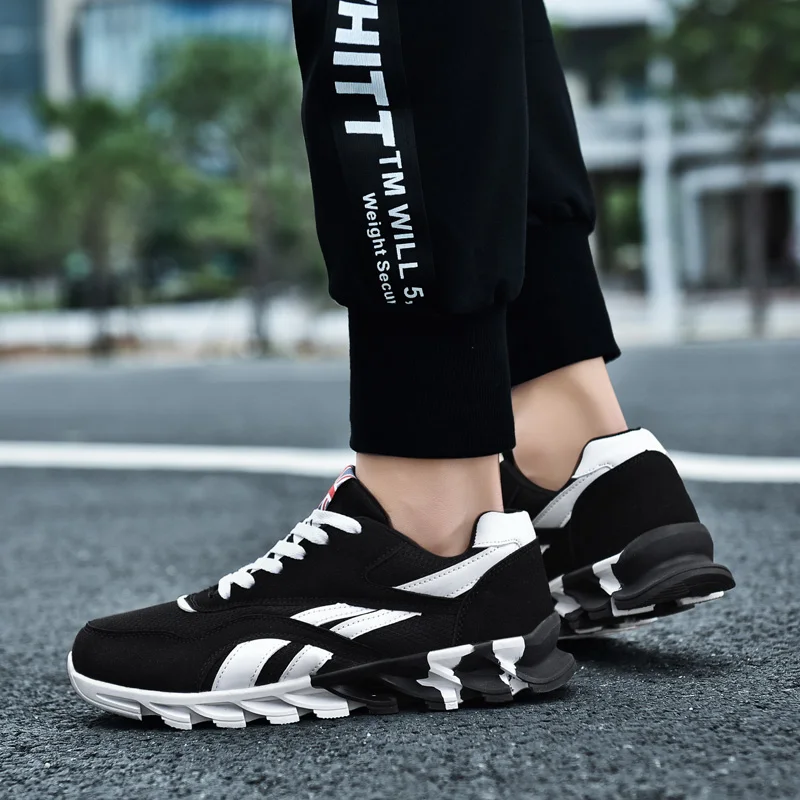 

Fashion Men Shoes Light Breathable Shoes New Style Men Sneakers Men BreathableTrainers Light Weight Large Size Sneaker