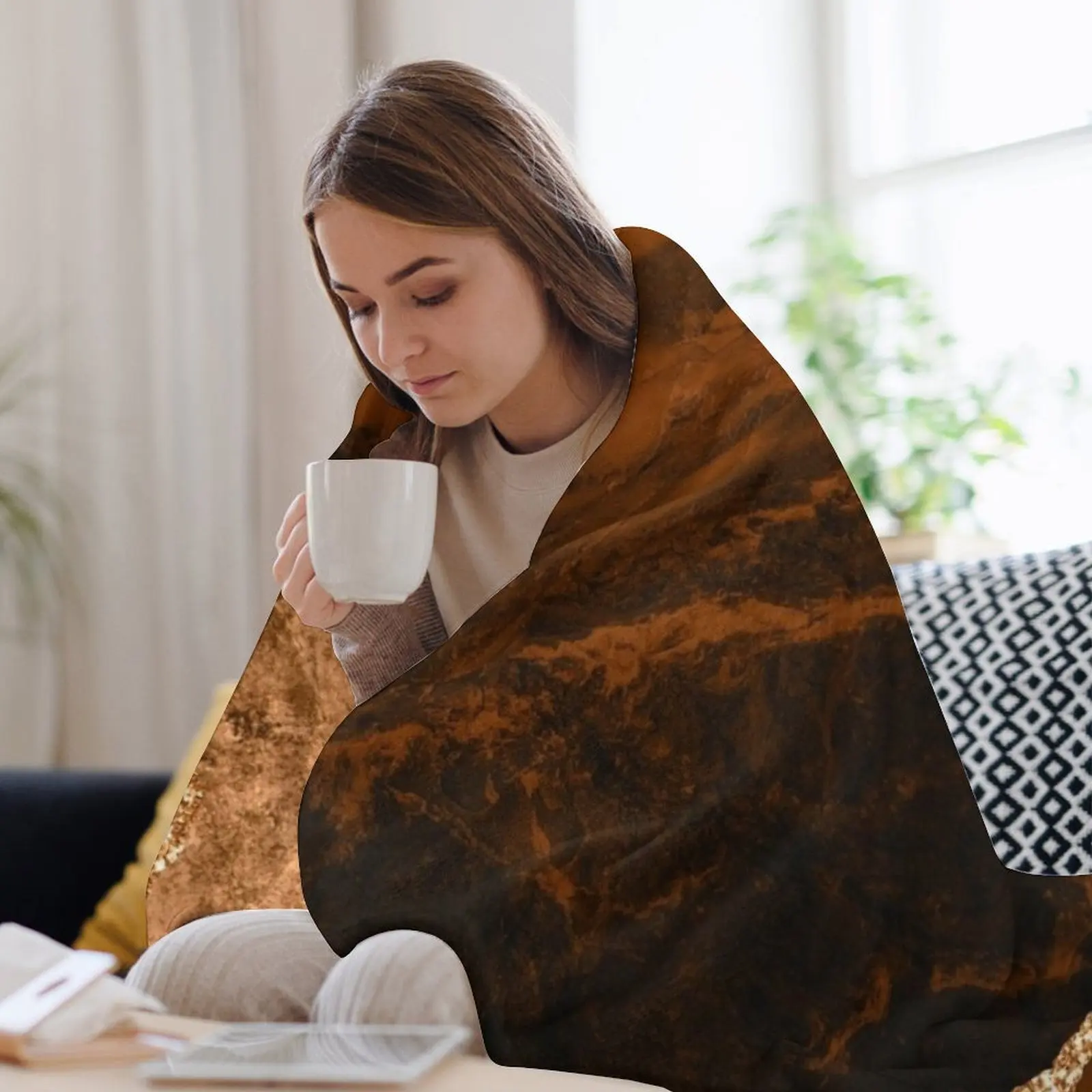 Абстрактное шоколадно-коричневое и золотое современное жеодное агатовое