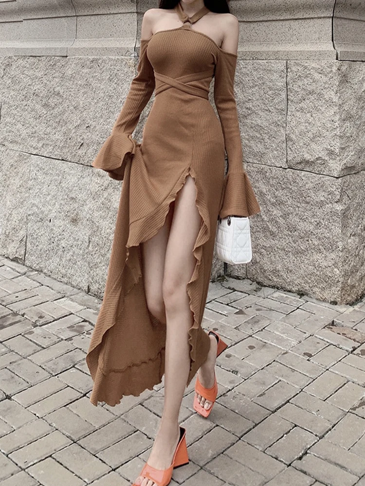 

Женское длинное платье с лямкой на шее, повседневное однотонное облегающее платье с длинным рукавом и высоким разрезом в уличном стиле