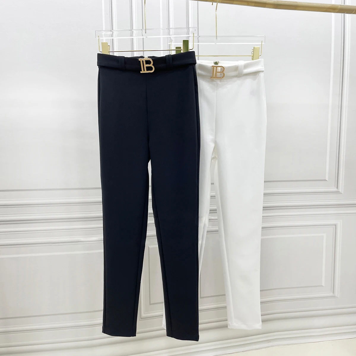 

Spring And Autumn New Products Slim And Slim High Waist Black And White Two-color Belt Metal Letter Tight Women's Trousers